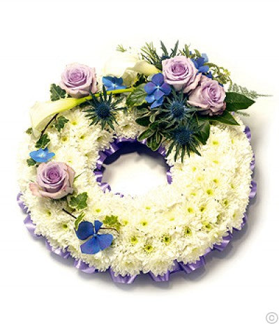 Open Round Wreath - Lilac & White